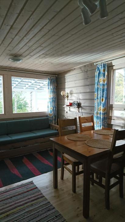 Kuus-Hukkala Hotel Harkala  Eksteriør billede